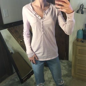 Comfy GAP tee t shirt snap up long sleeve